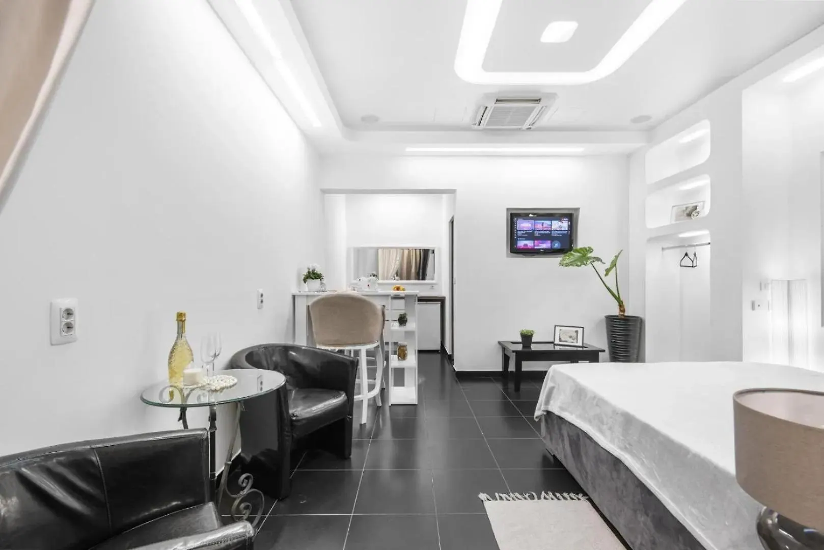 Modern Studio Apartment Noyan Rijeka